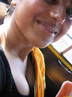 Abitha Aunty_49.jpg Cute Abitha Aunty Saree Candid Panties and Nudes